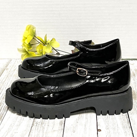 New Black Patent Platform Mary Jane Ballet Flats - Picture 1 of 5